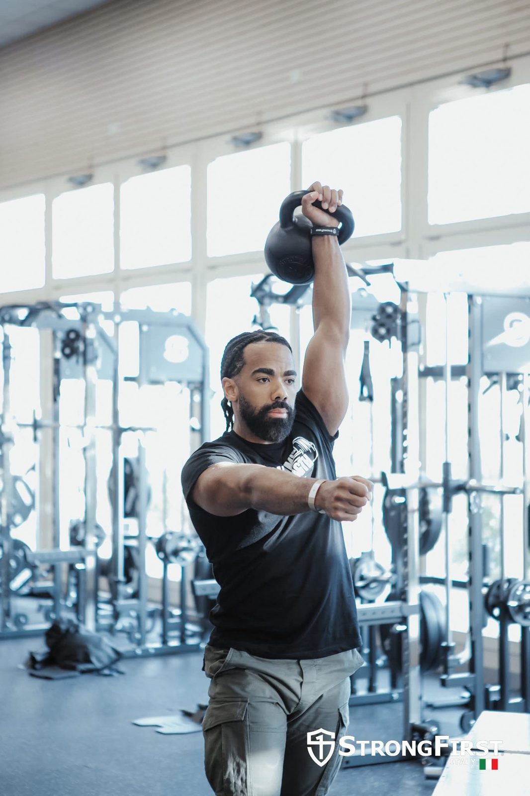 Capa do vídeo: técnica de kettlebell deadlift